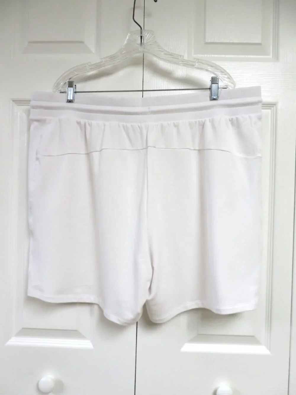 New! T by Talbots French Terry Shorts 2X White Solid - Picture 2 of 4